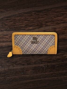 BURBERRY Blue Label Nova Check Yellow Leather Zip Around Wallet Japan Exclusive